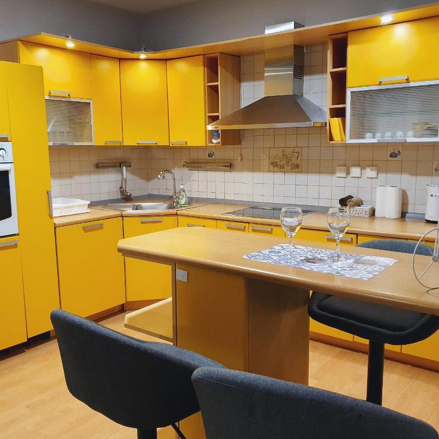 Apartments Arna Visoko Zewnętrze zdjęcie